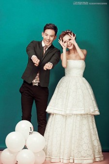 Photoshop打造时尚韩式风格效果室内婚片