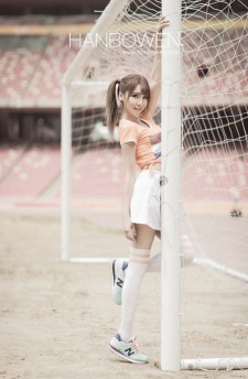 Photoshop美化足球宝贝写真照片调色处理