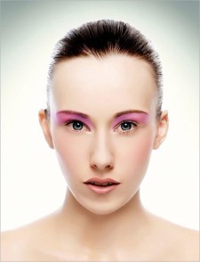 彩妆头像照片，PS软件修复制作清晰时尚彩妆头像照片教程